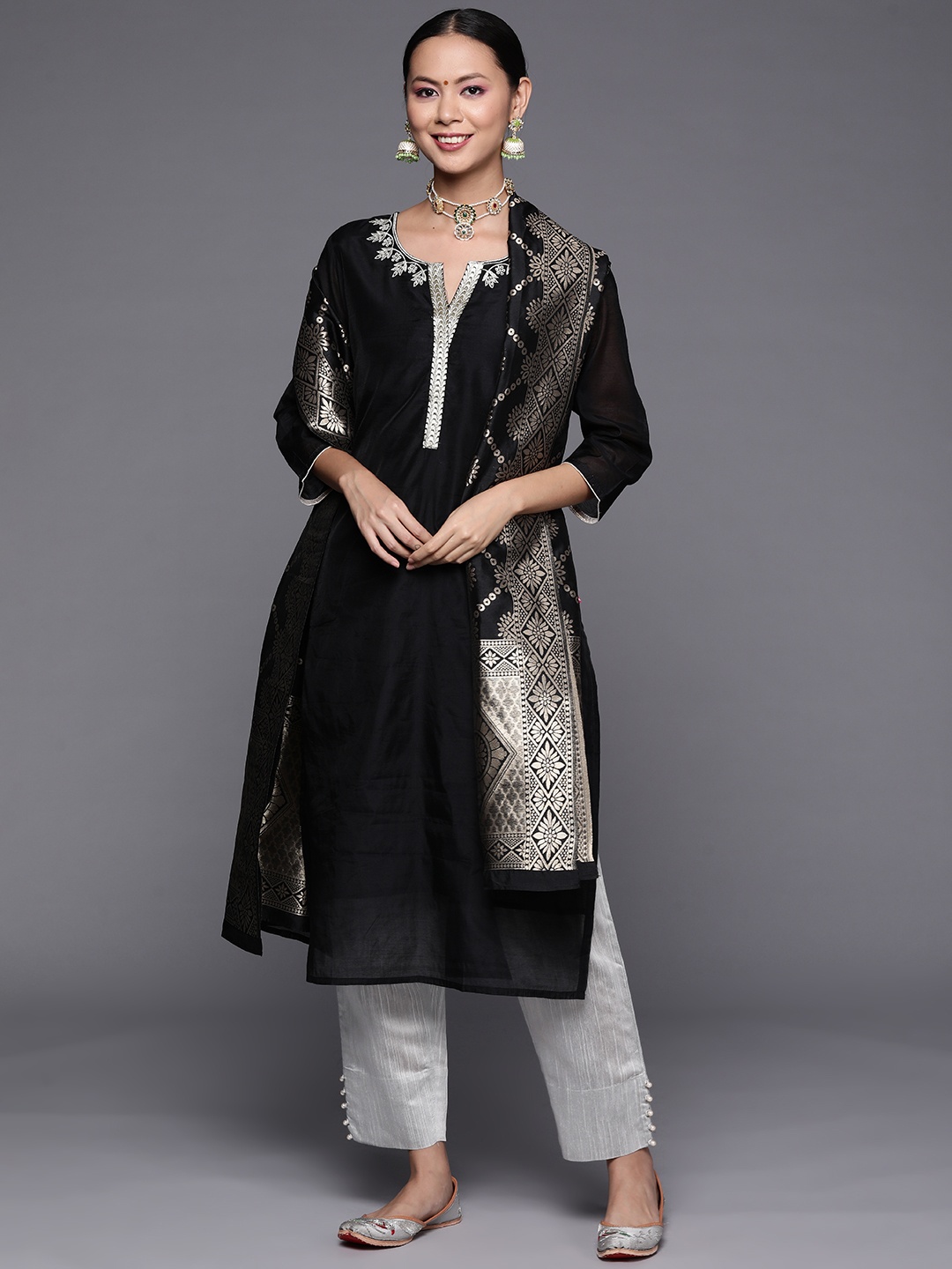 

Varanga Women Black Ethnic Motifs Embroidered Kurta with Trousers & Dupatta