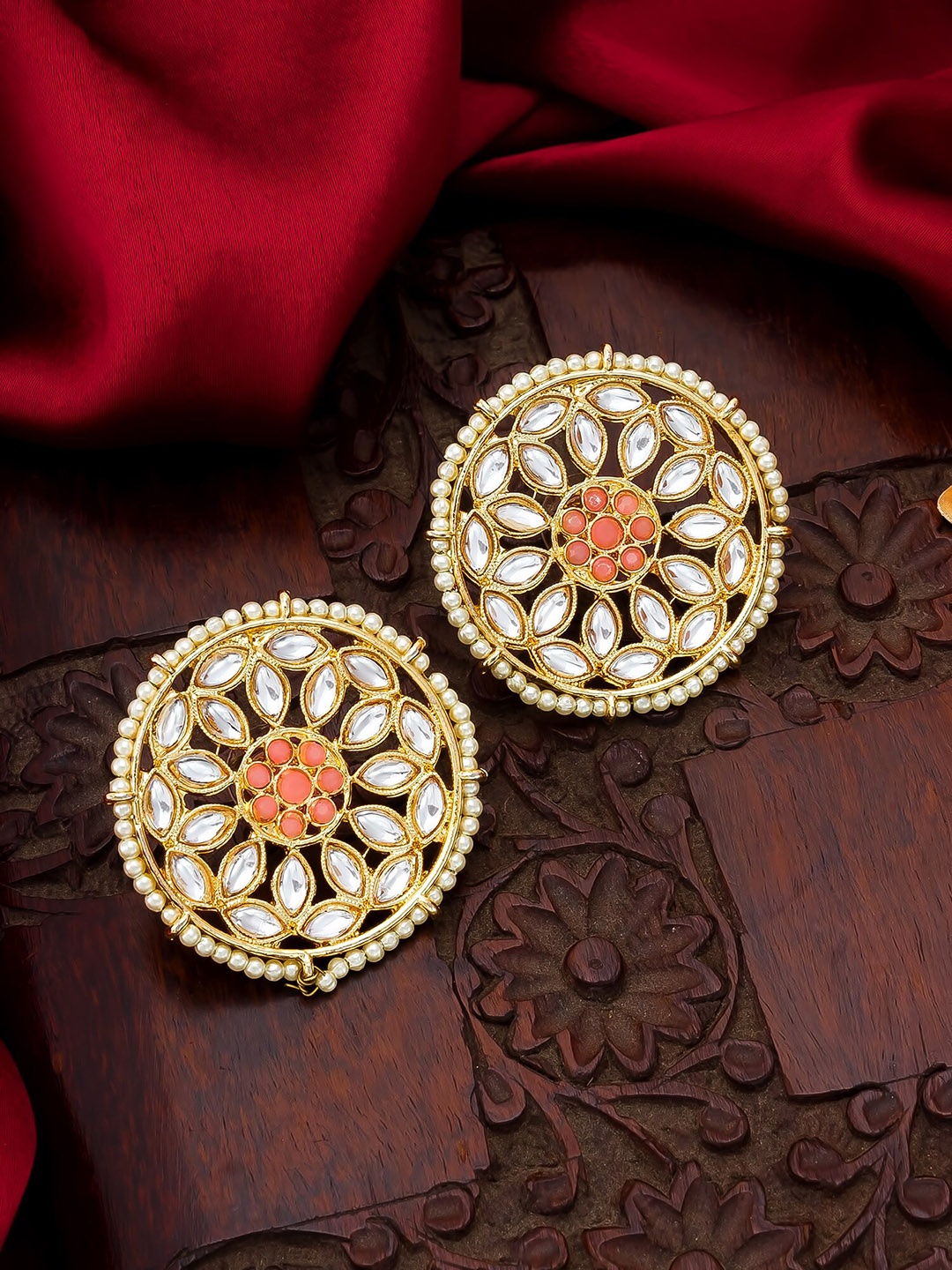 

aadita Gold-Toned Circular Studs Earrings