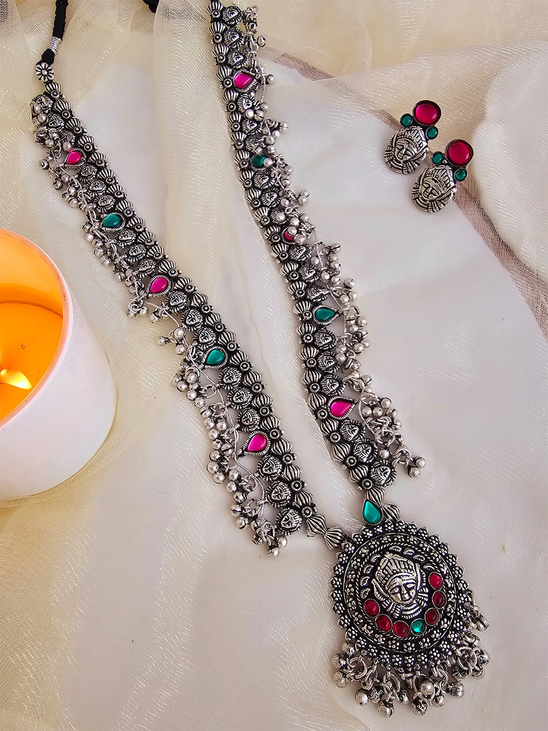 

Binnis Wardrobe Silver-Plated Green & Pink Stone-Studded Oxidized Kolhapuri Jewellery Set