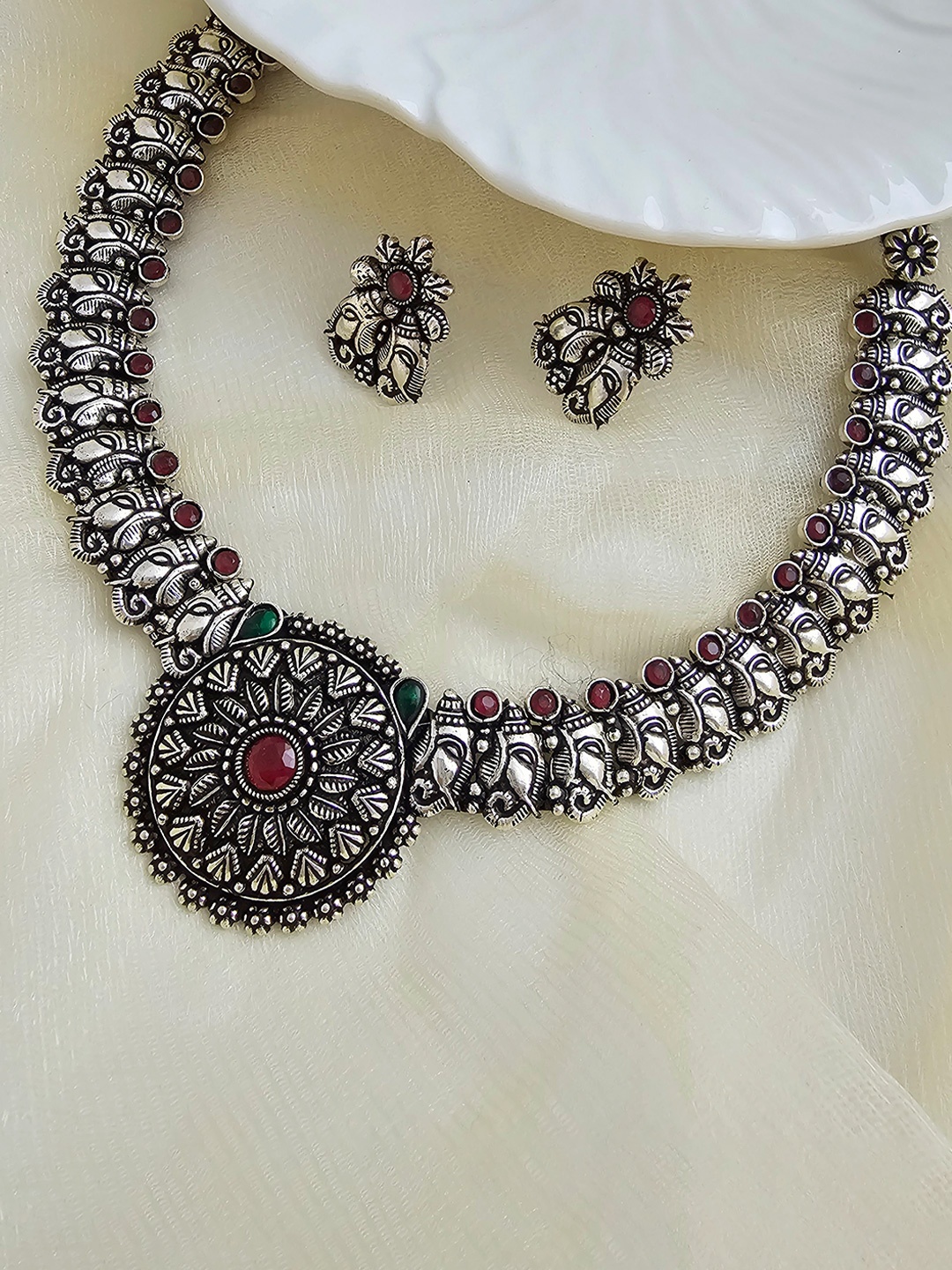 

Binnis Wardrobe Silver-Plated Pink & Green Stone Studded & Beaded Tribal Jewellery Set