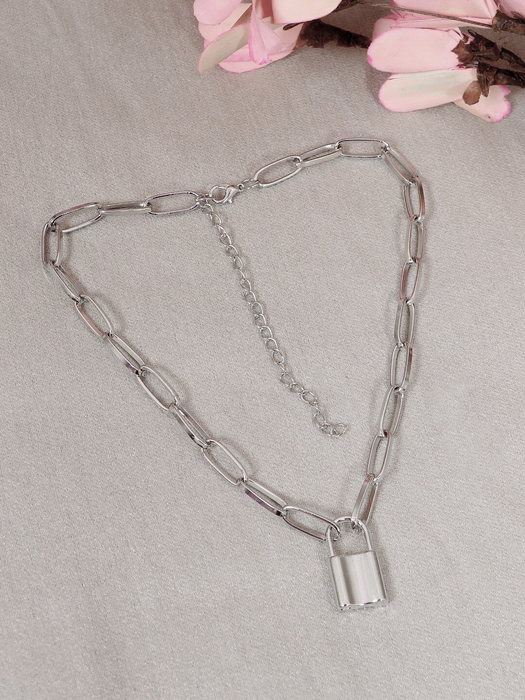 

Crunchy Fashion Silver Oxidised Lock Necklace