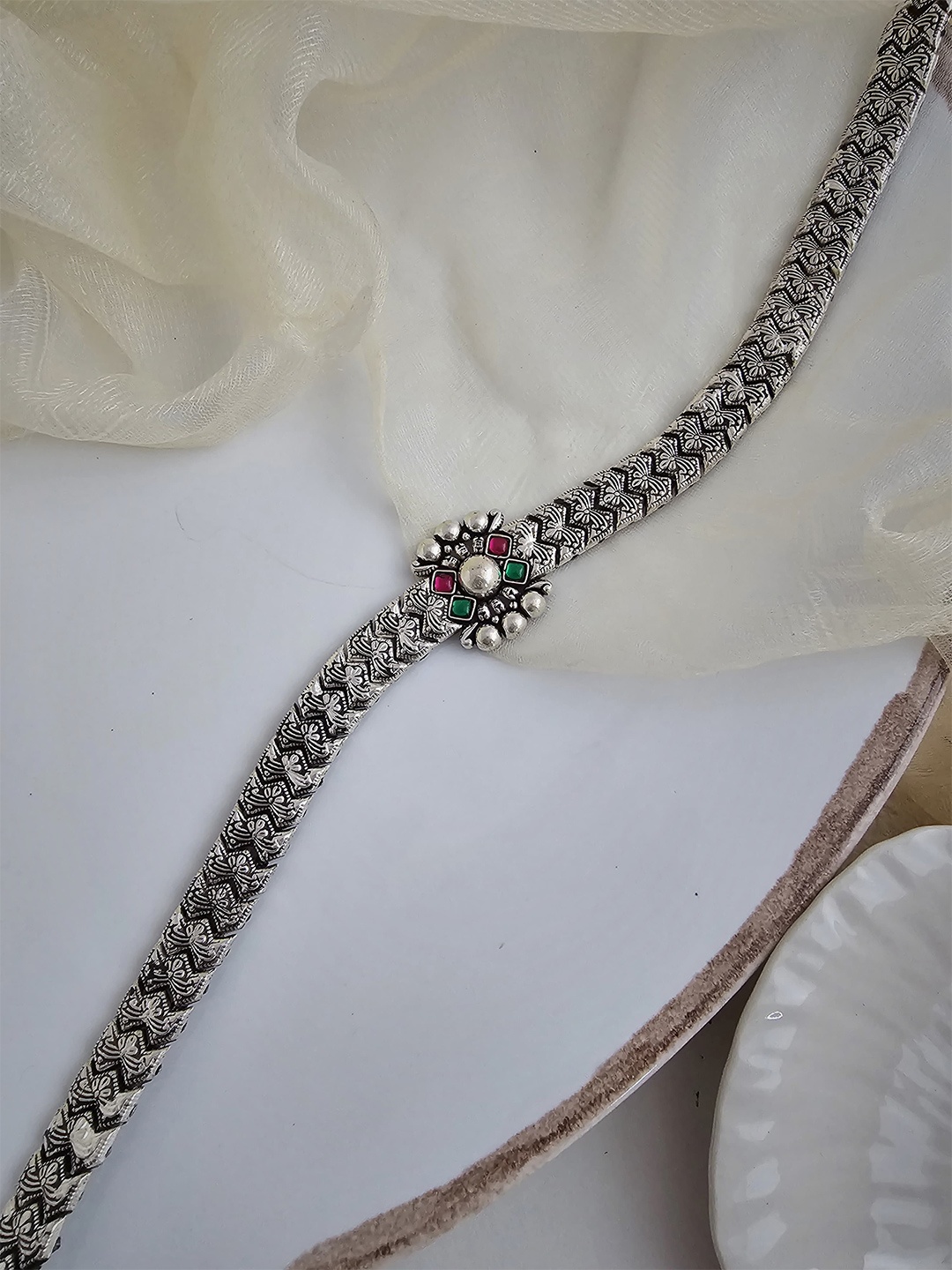 

Binnis Wardrobe Silver-Plated Green & Pink Stone-Studded Hand-Crafted Waist Chain