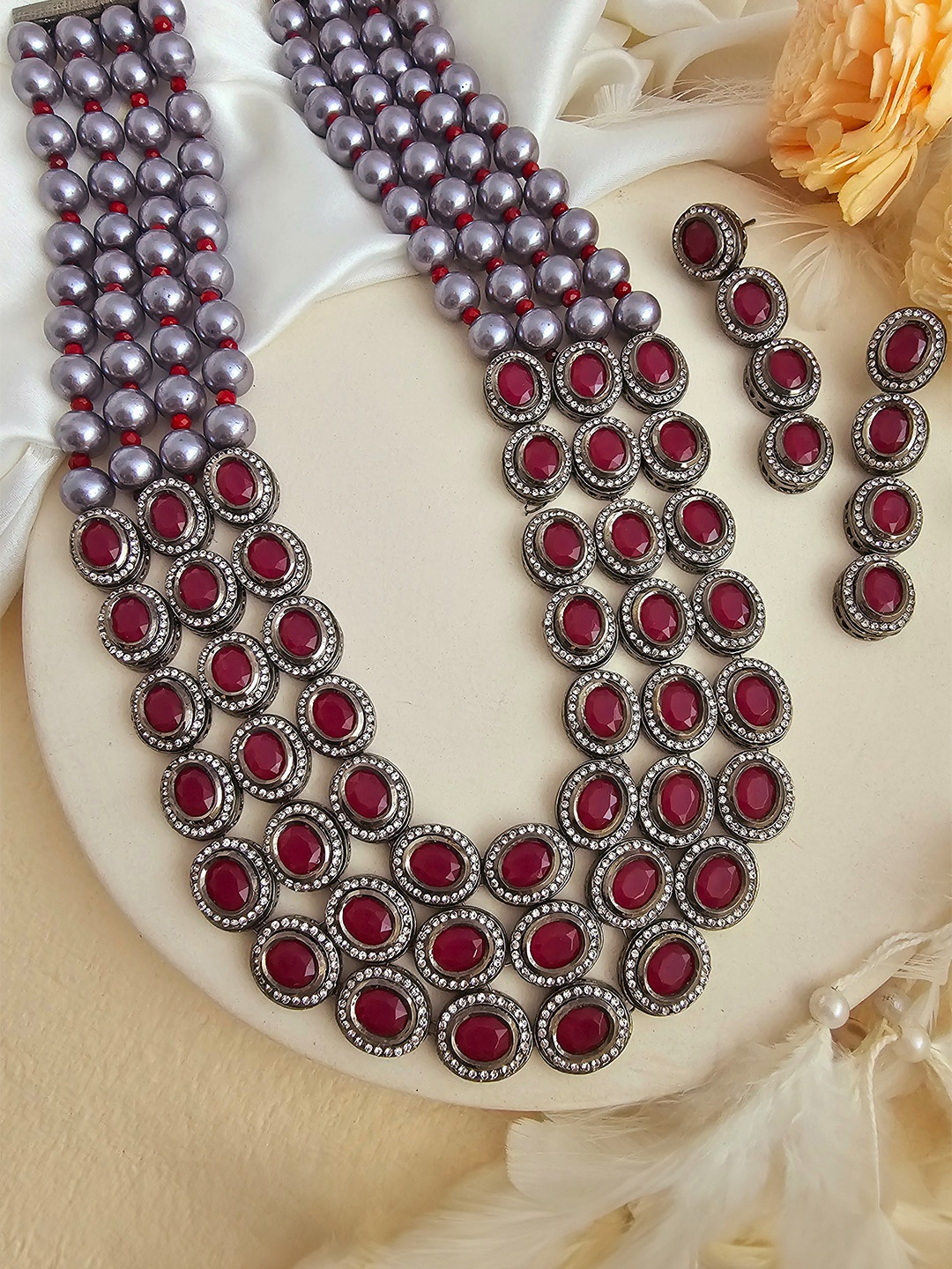 

Binnis Wardrobe Women Silver-Plated Maroon Stone Studded Jewellery Set