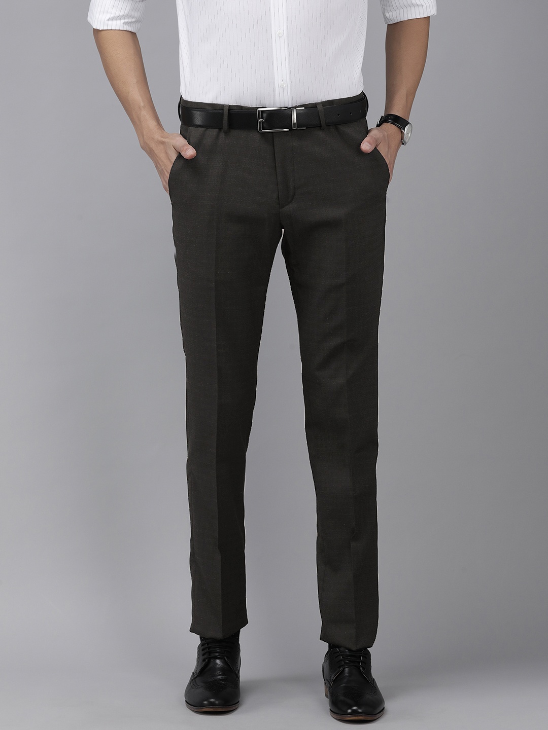 

Arrow Men Black Hudson Tailored Fit Textured Trousers