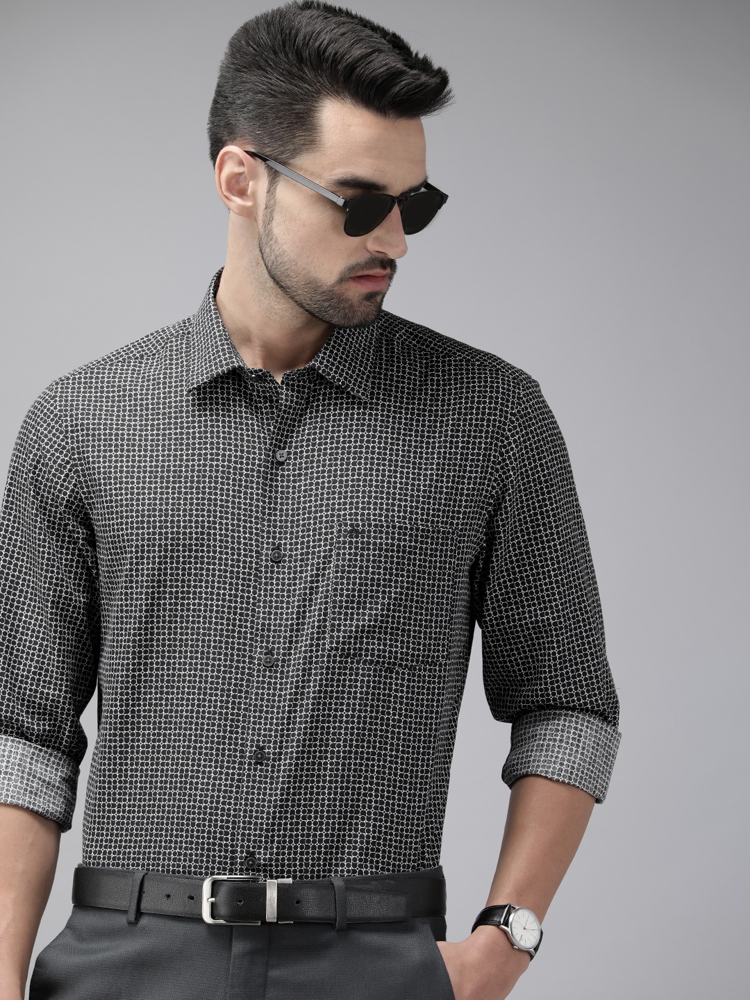 

Arrow New York Men Black & White Brooklyn Ultra Slim Fit Printed Formal Shirt