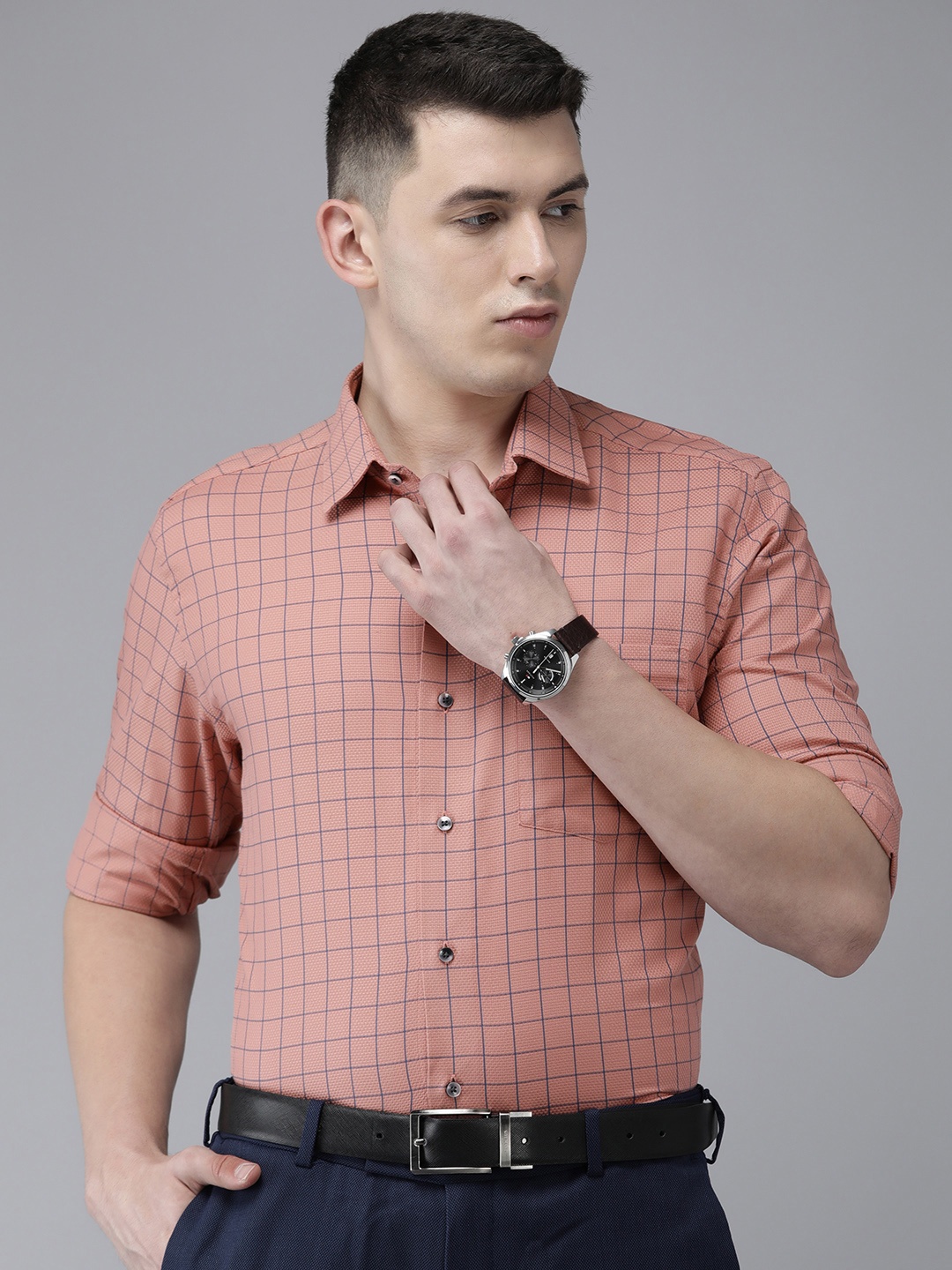 

Arrow Men Peach & Blue Checked Pure Cotton Formal Shirt