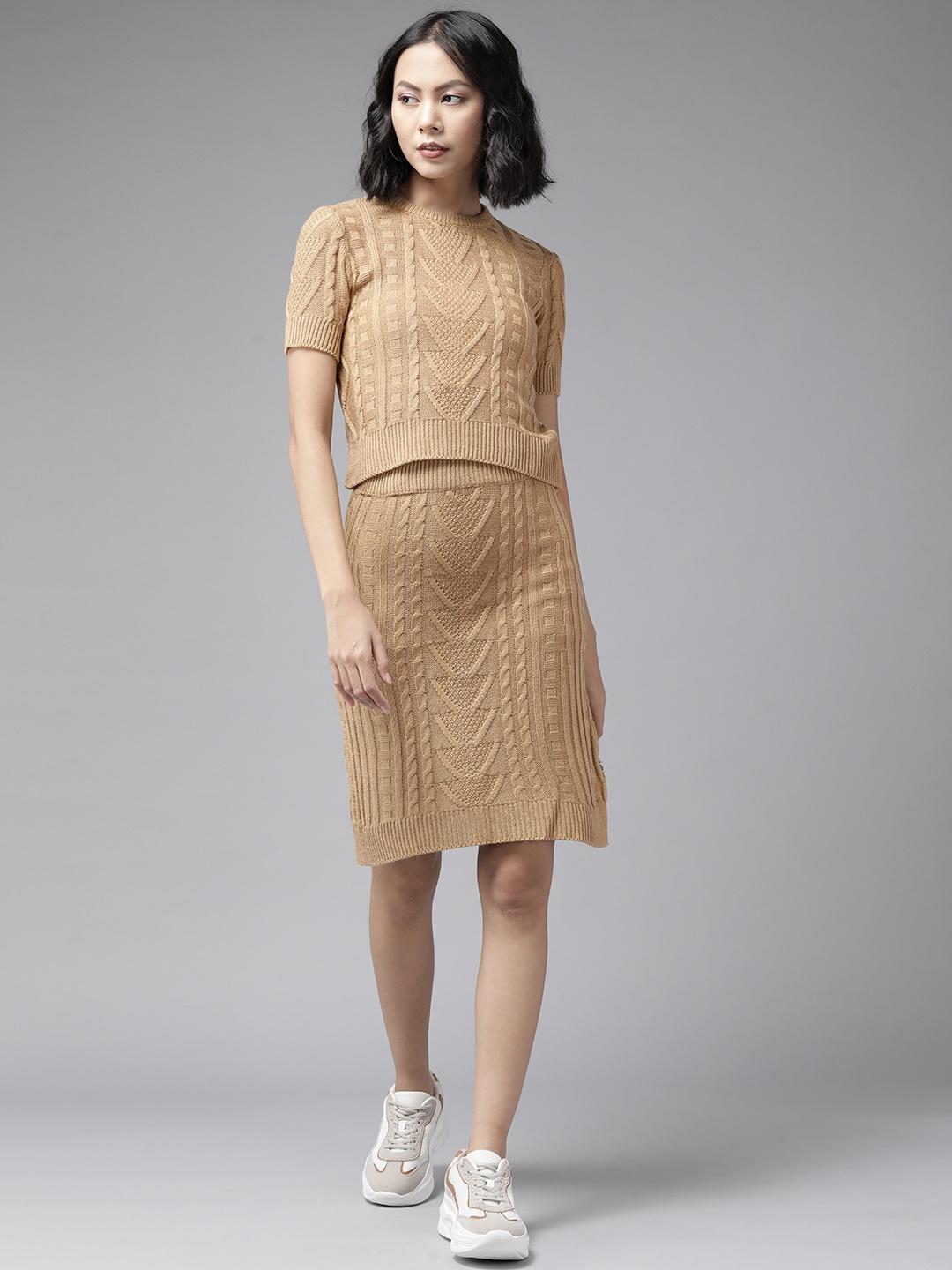 

The Roadster Lifestyle Co. Women Beige Cable Knit Co-Ords