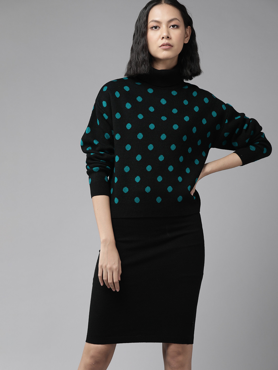 

The Roadster Lifestyle Co. Women Black & Blue Printed Winter Co-Ords