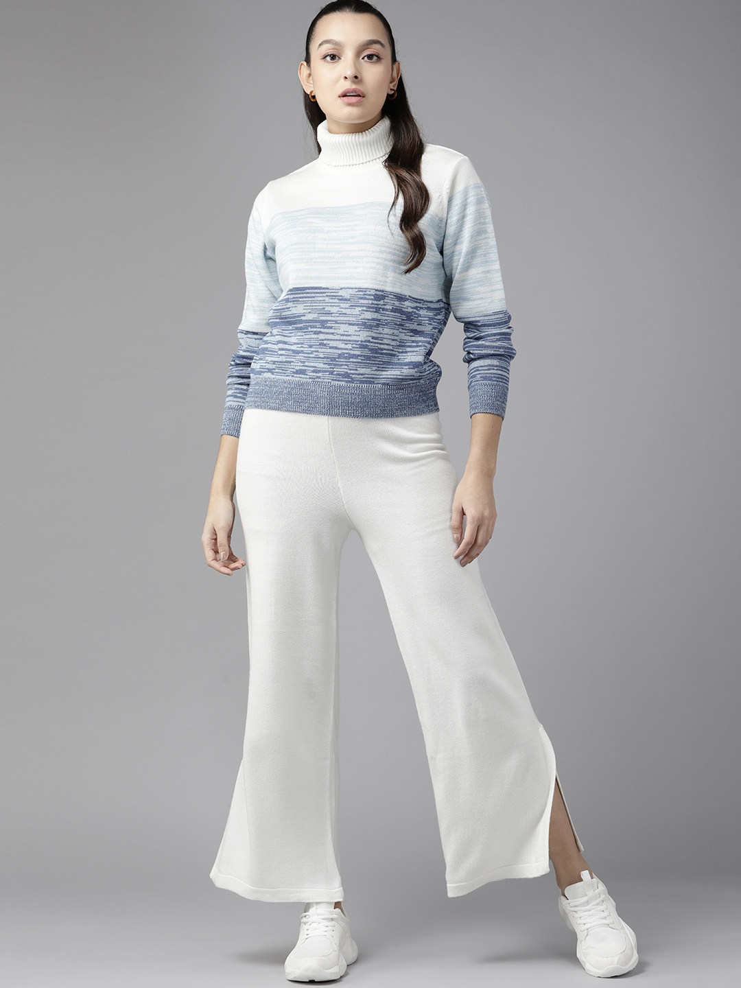 

The Roadster Lifestyle Co. Women Acrylic Winter Co-ord Set, Blue