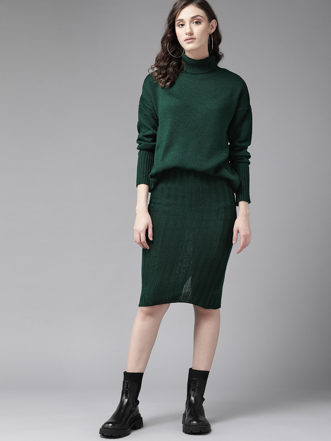 

The Roadster Lifestyle Co. Women Green Knitted Co-Ords