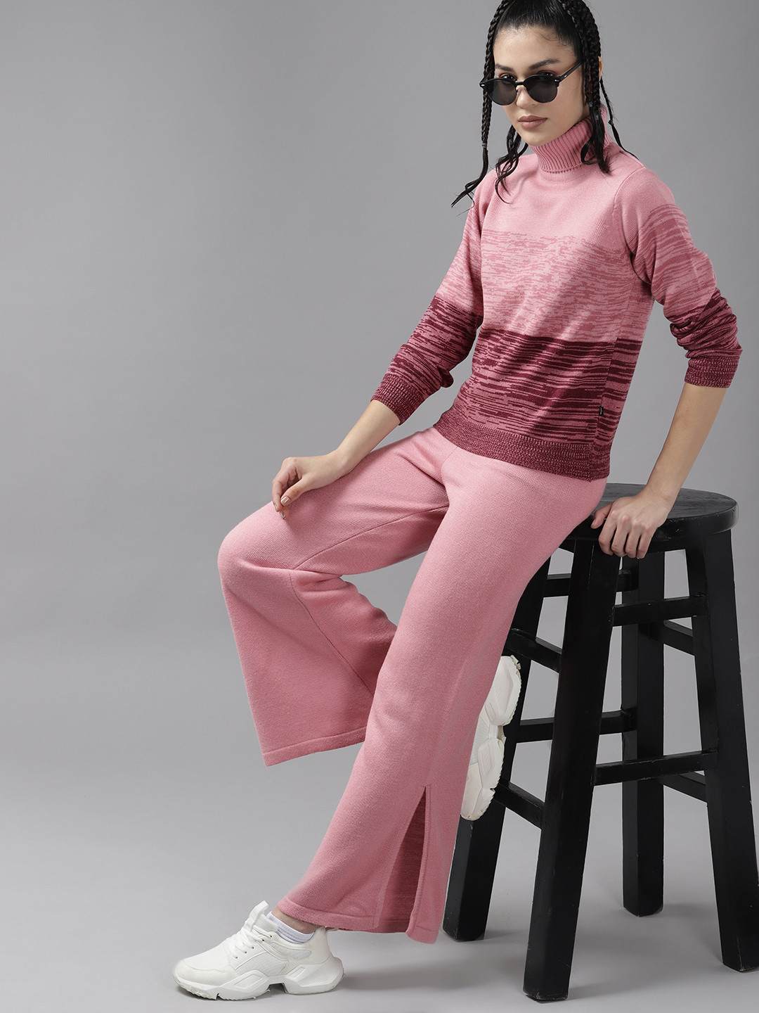 

Roadster The Lifestyle Co. Women Colourblocked Winter Co-Ords, Pink