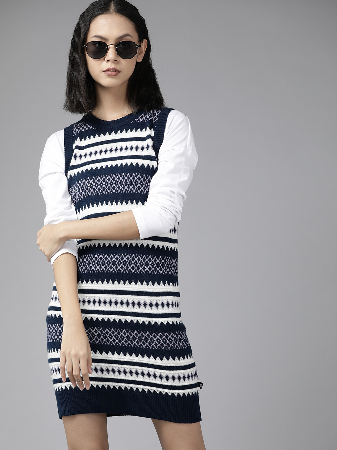 

The Roadster Lifestyle Co. Navy Blue & White Acrylic Geometric Pattern Jumper Dress