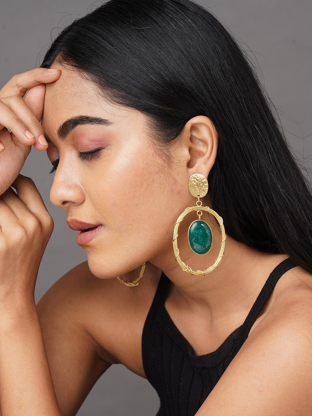

Binnis Wardrobe Green Contemporary Drop Earrings