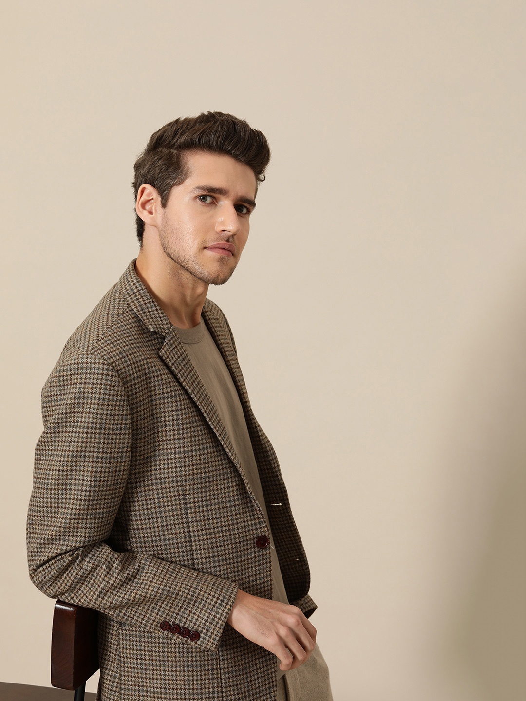 

Mr Bowerbird Men Beige And Olive Checked Single Breasted Casual Tweed Blazer