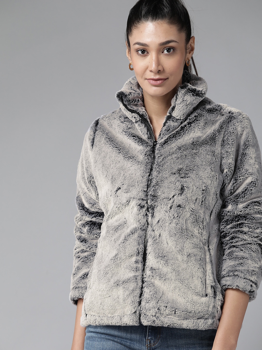 

Roadster Women Grey & Black Solid Sherpa Jacket