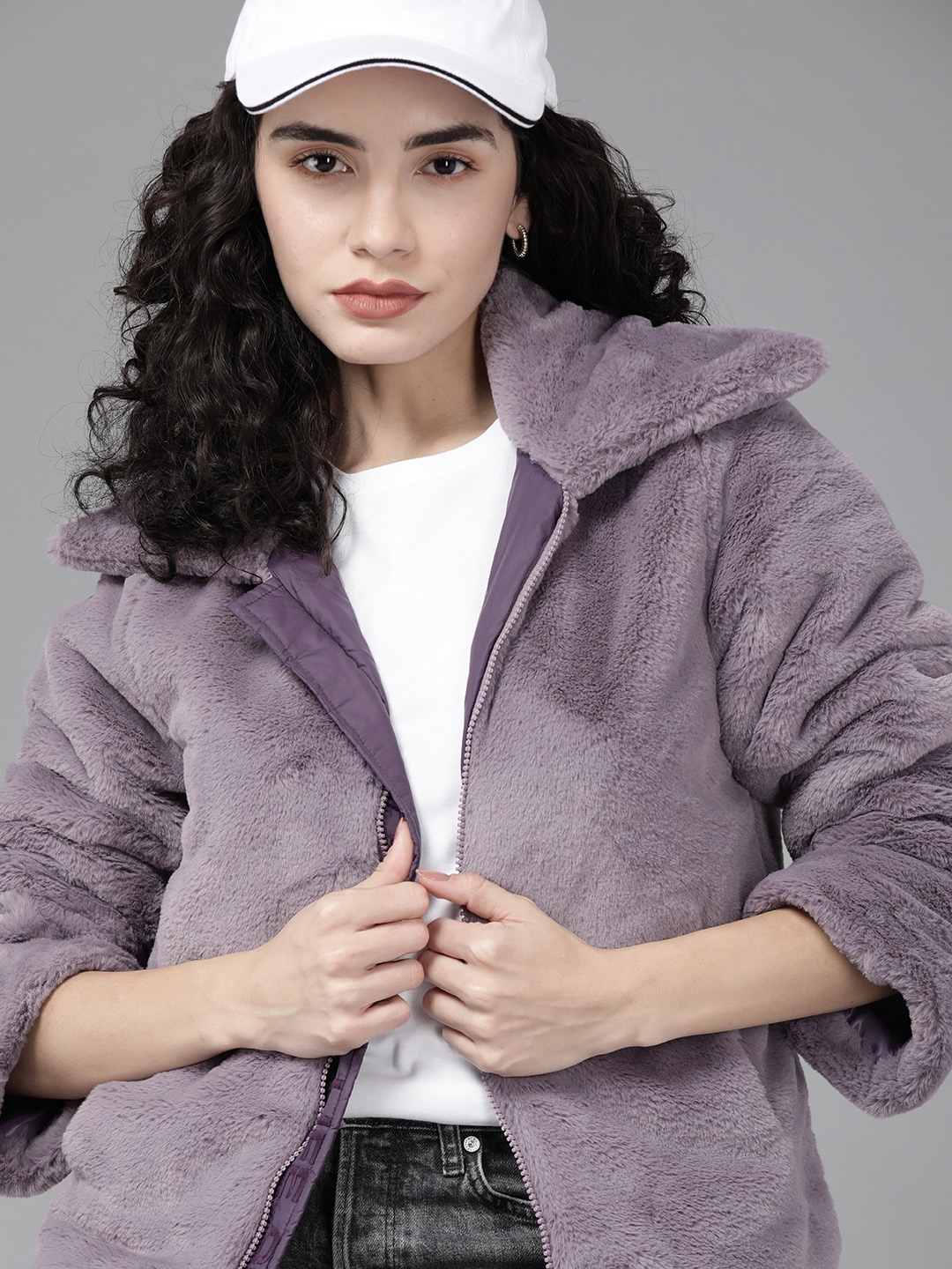 

Roadster Women Purple Solid Tailored Jacket
