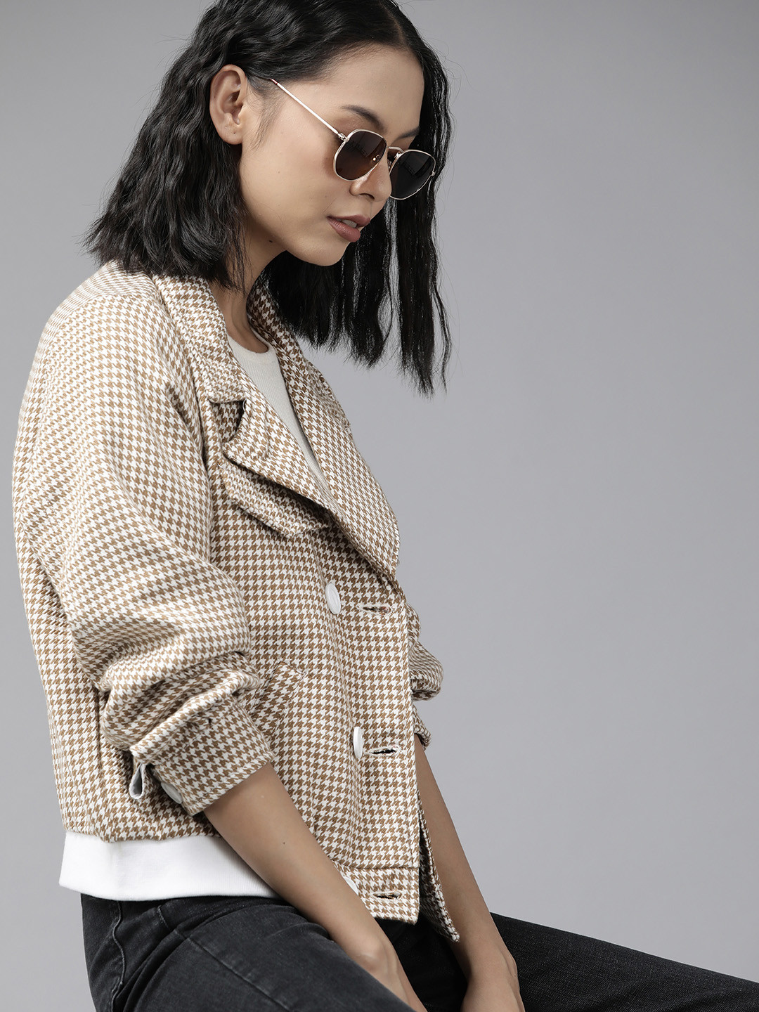 

Roadster Women Beige & White Self-Design Bomber Jacket