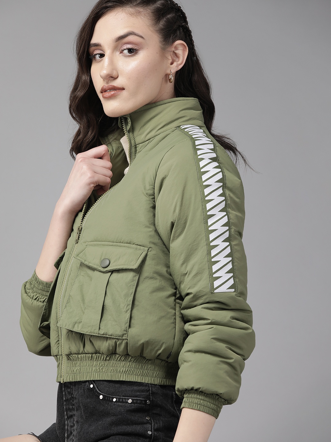 

The Roadster Lifestyle Co. Women Green Mock Collar Padded Jacket