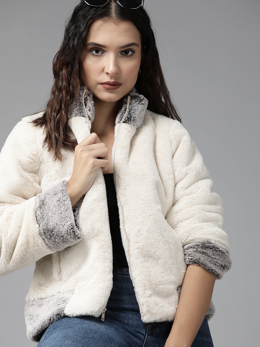 

Roadster Women Off White Padded Jacket