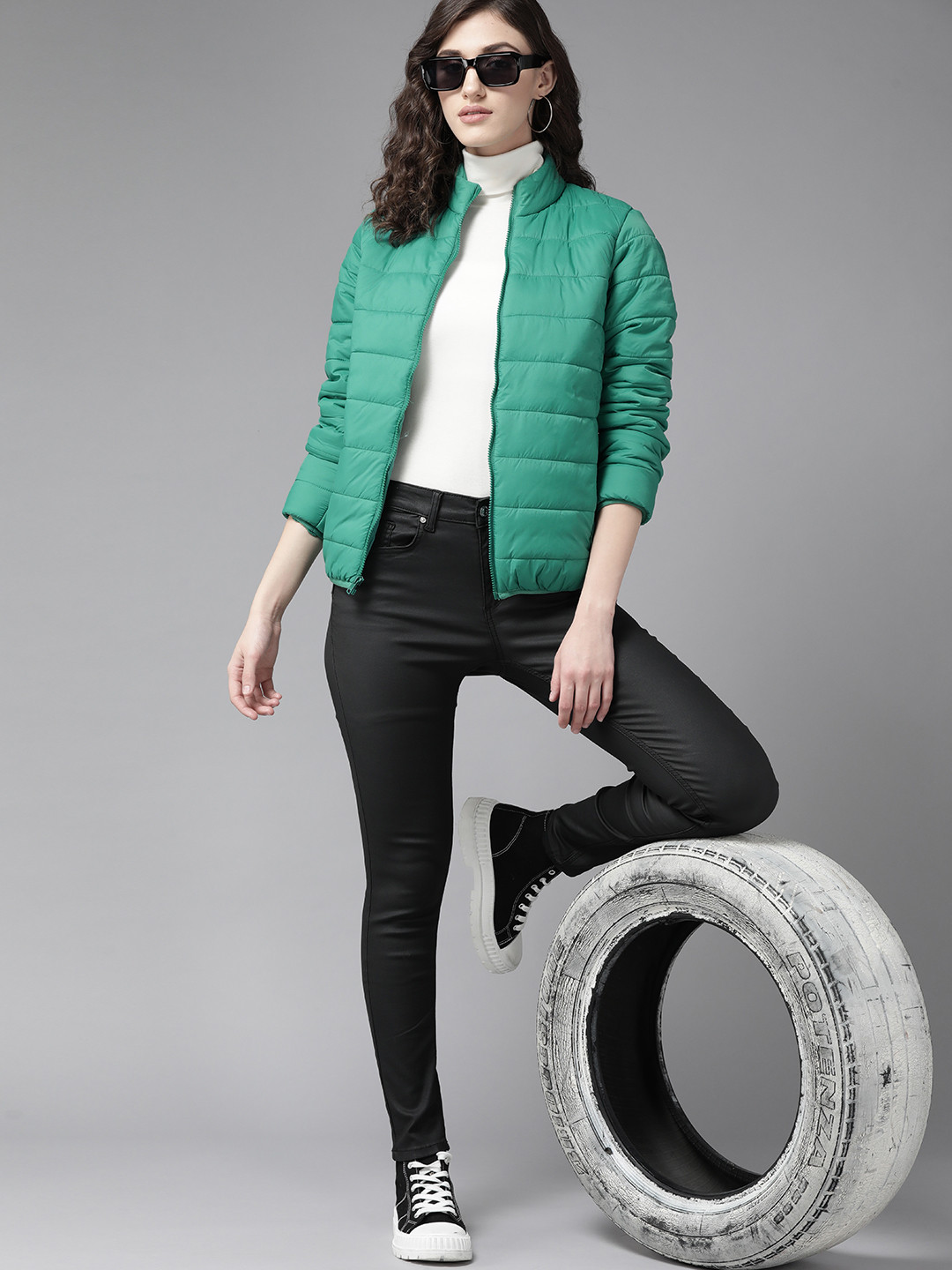 

The Roadster Lifestyle Co. Women Green Solid Packable Puffer Jacket