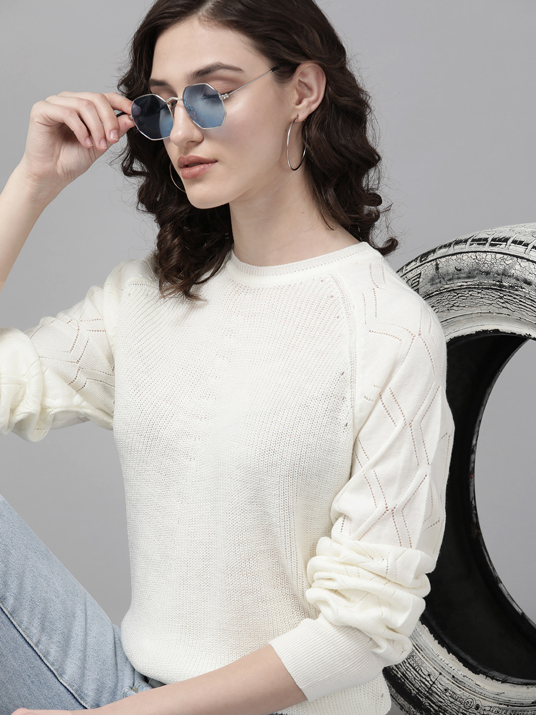 

The Roadster Lifestyle Co. Women Off White Solid Acrylic Raglan Sleeves Pullover