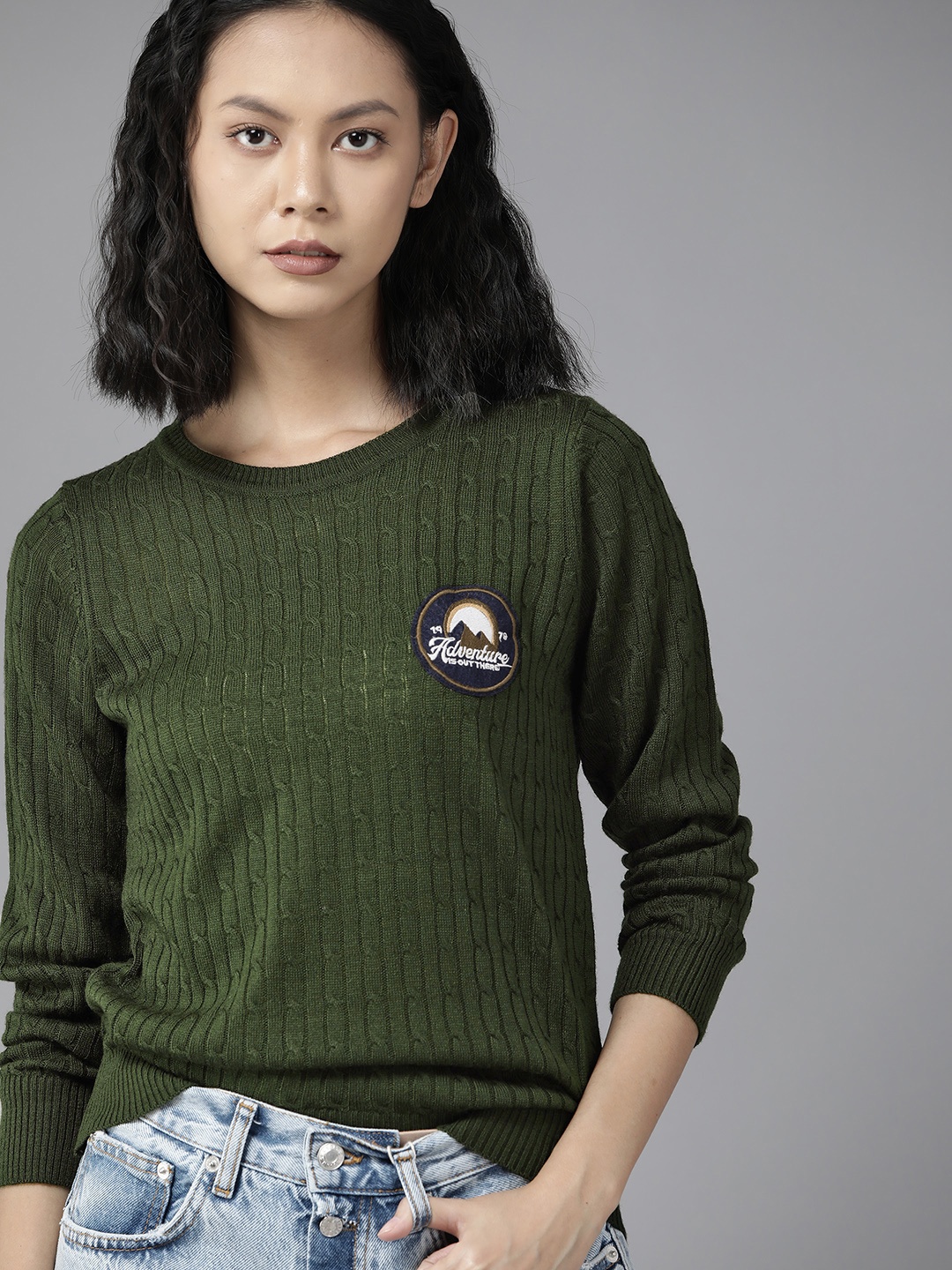 

The Roadster Lifestyle Co. Women Green Cable Knit Pullover with Applique Detail