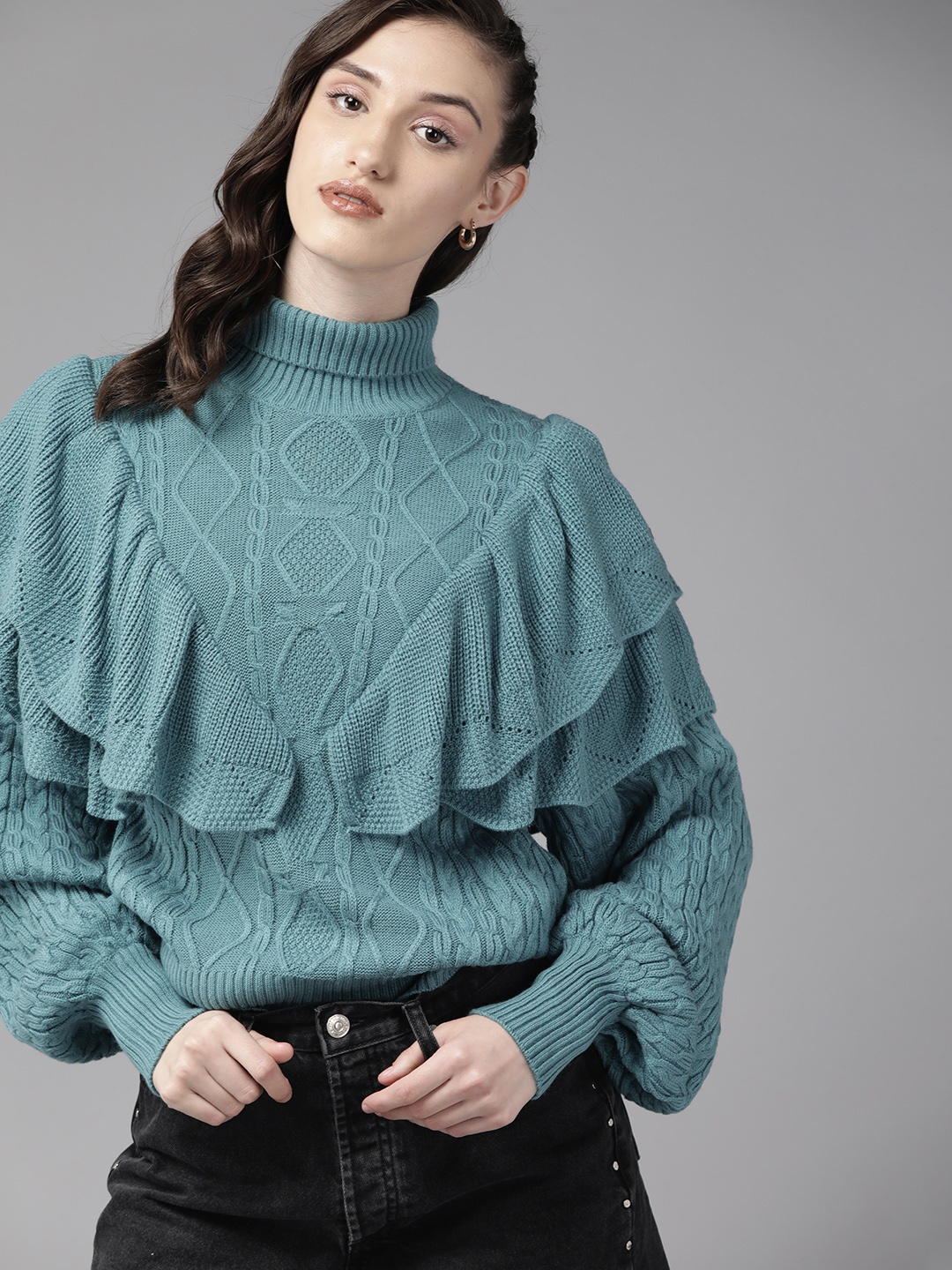 

The Roadster Lifestyle Co. Women Green Ruffle Detail Cable Knit Pullover
