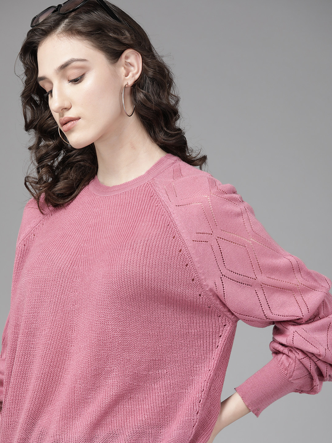 

The Roadster Lifestyle Co. Women Dusty Pink Solid Acrylic Raglan Sleeves Pullover, Rose