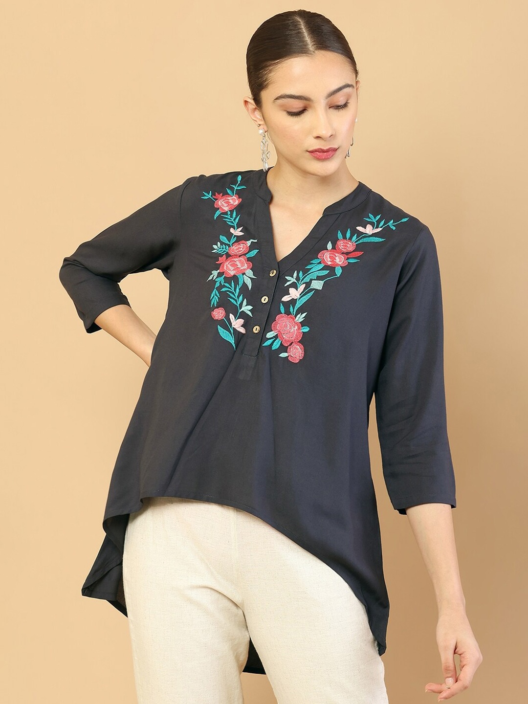 

Soch Charcoal & Pink Viscose Rayon V-neck Tunic