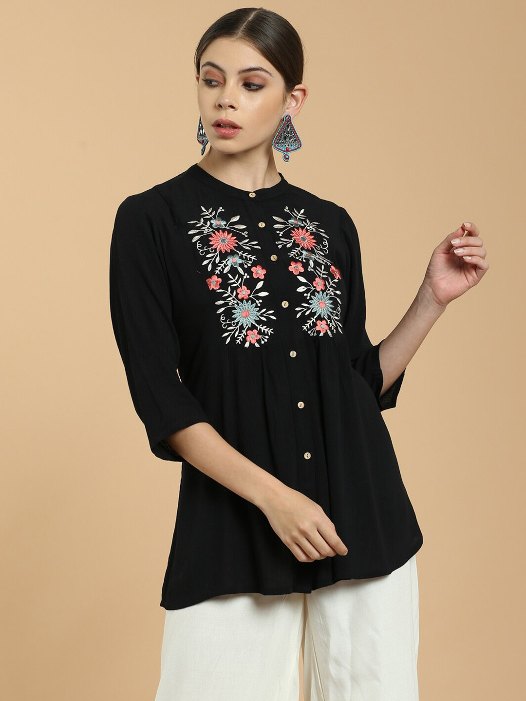 

Soch Women Black & Off White Viscose Rayon Mandarin Collar Embroidered Tunic