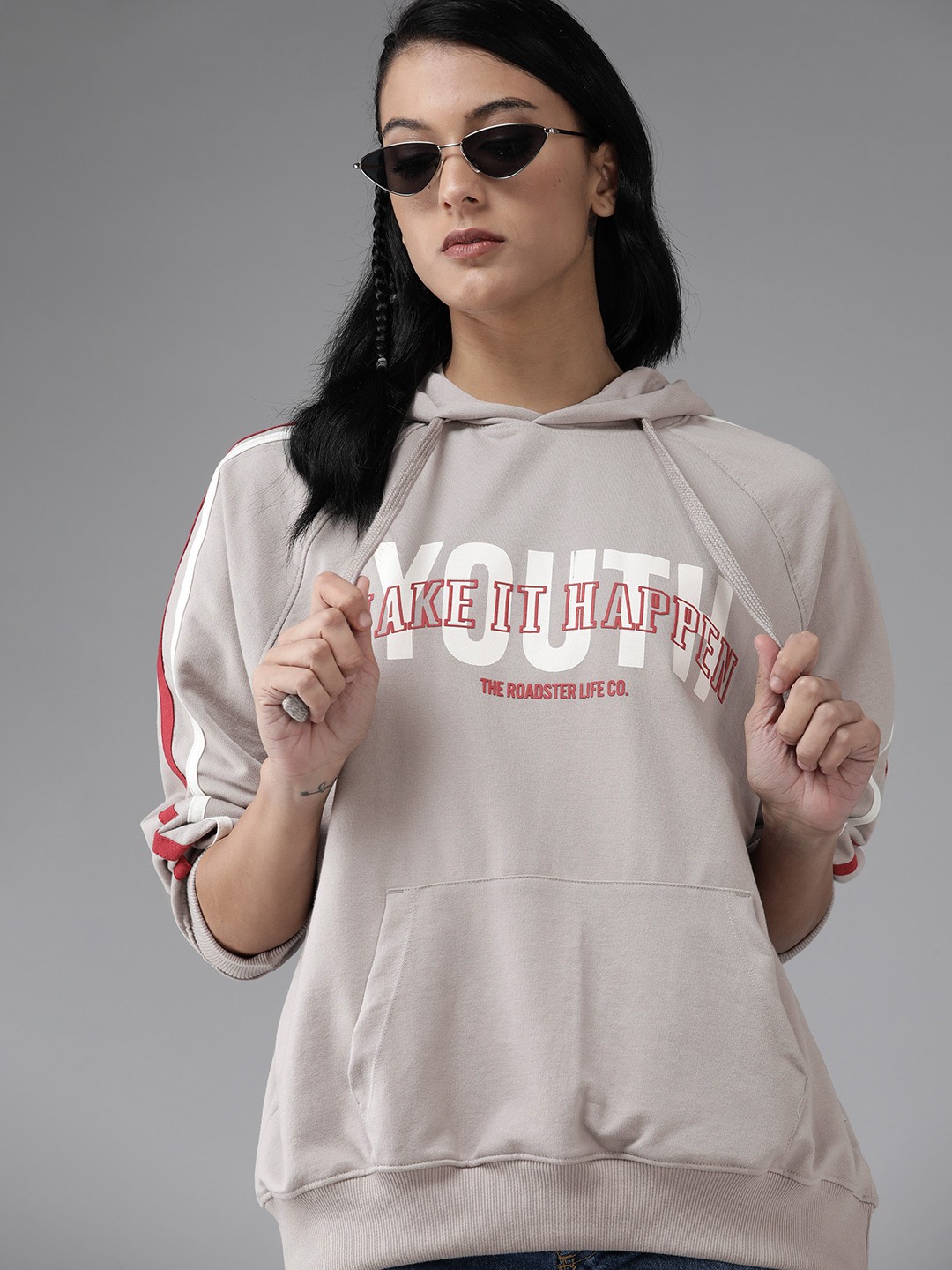 

The Roadster Lifestyle Co. Women Grey & Off-White Printed Oversized Hooded Sweatshirt