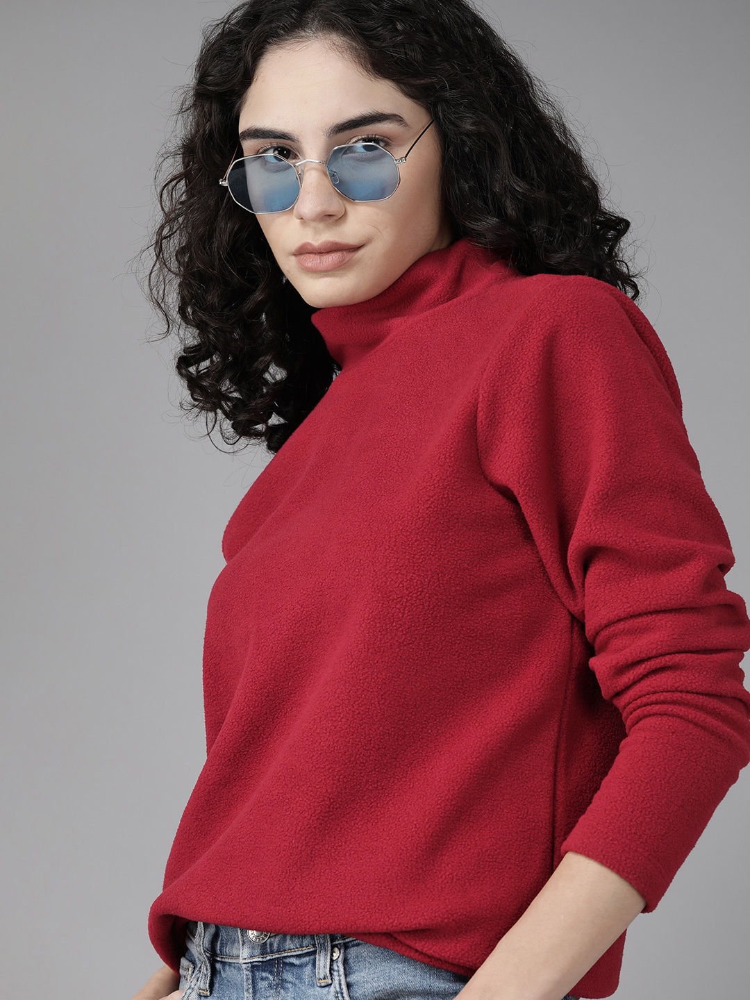 

Roadster Women Red Solid High Neck Pullover