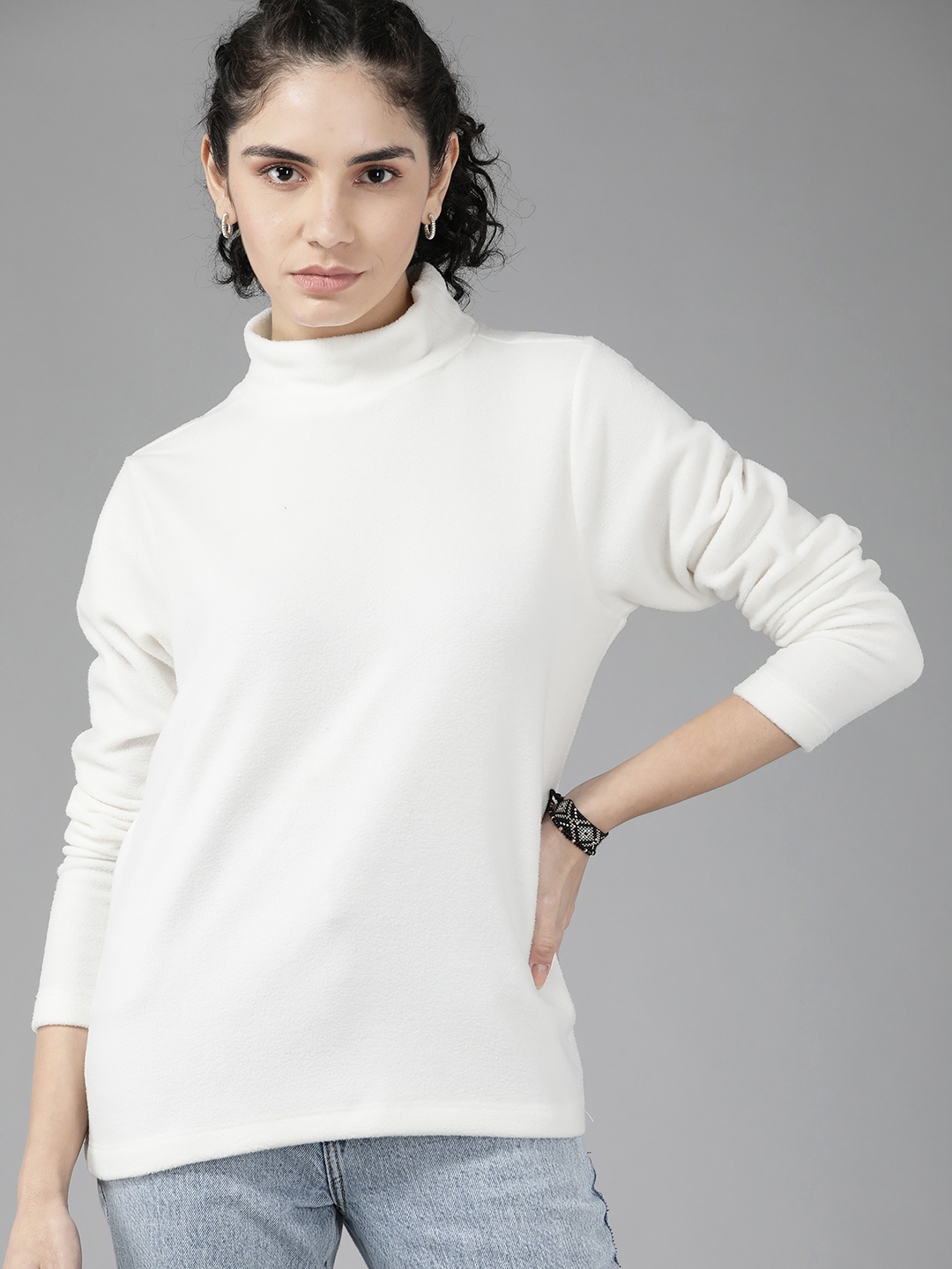 

Roadster Women White High Neck Knitted Pullover