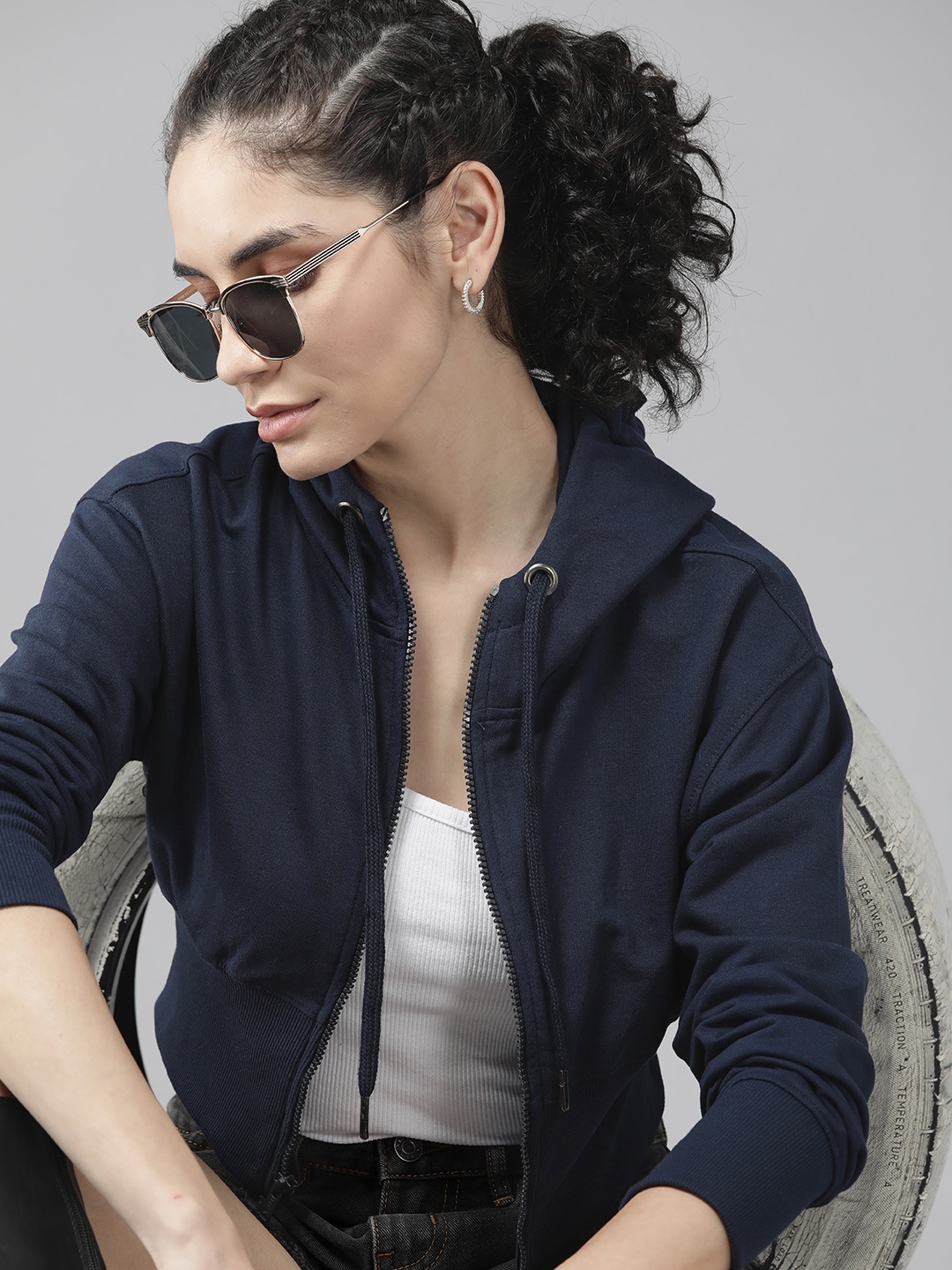 

Roadster Women Navy Blue Solid Hooded Front-Open Crop Jacket