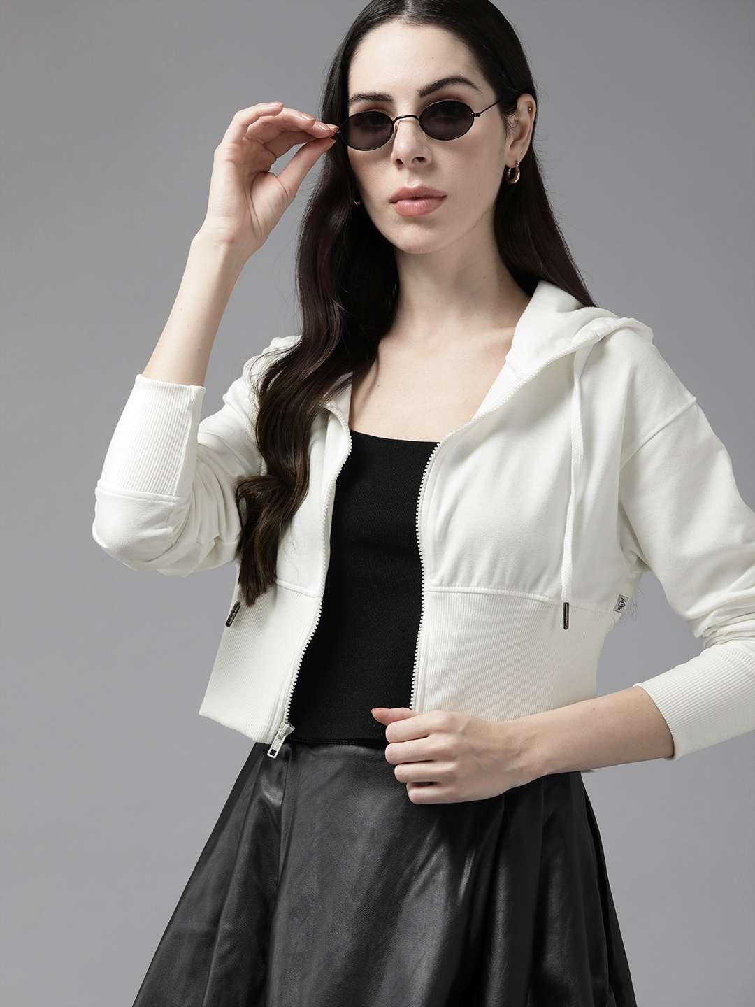 

The Roadster Lifestyle Co. Women Off-White Solid Hooded Crop Sweatshirt