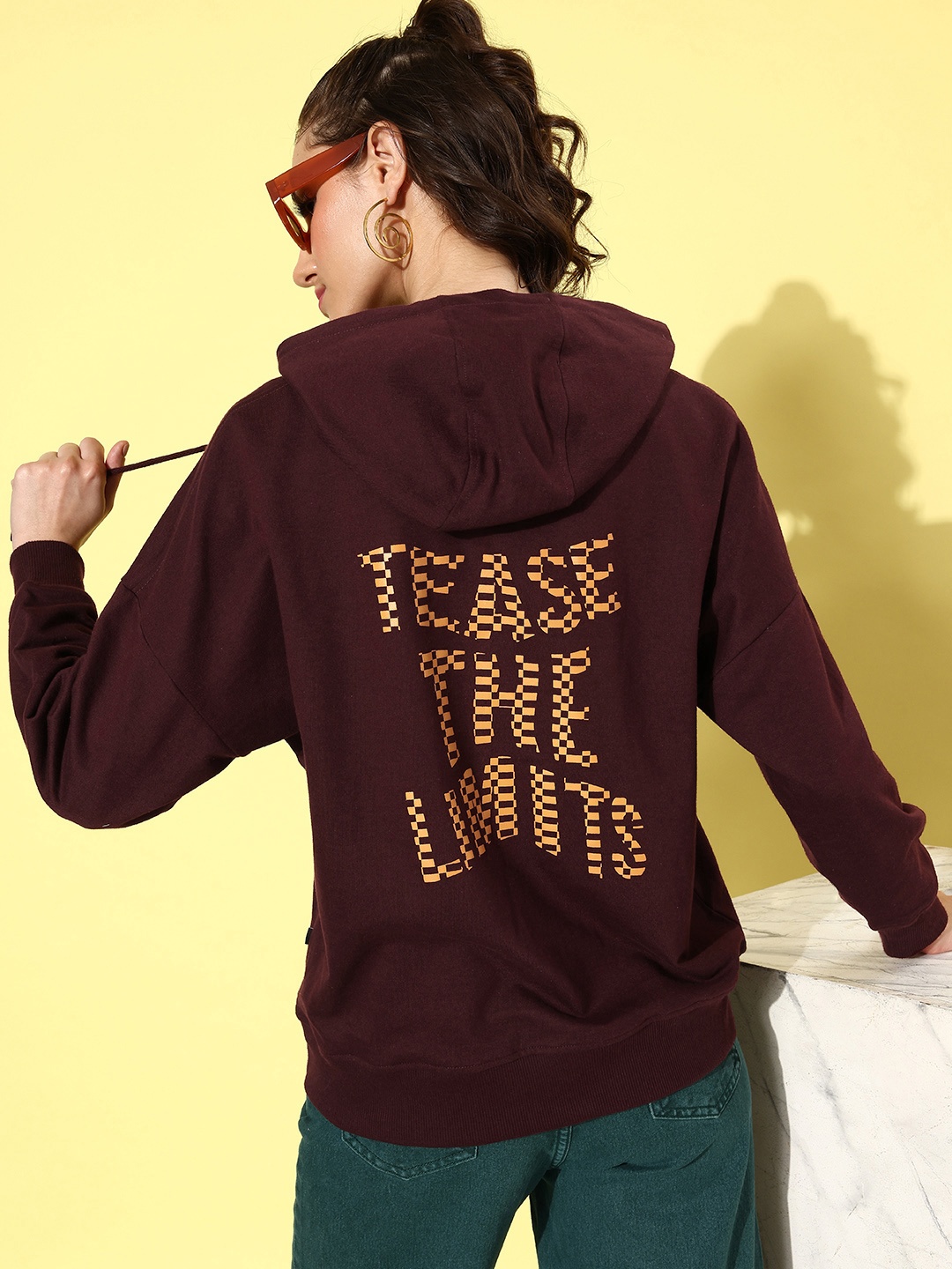 

The Roadster Life Co. Coffee Brown Hyper Graphics Printed Hooded Sweatshirt