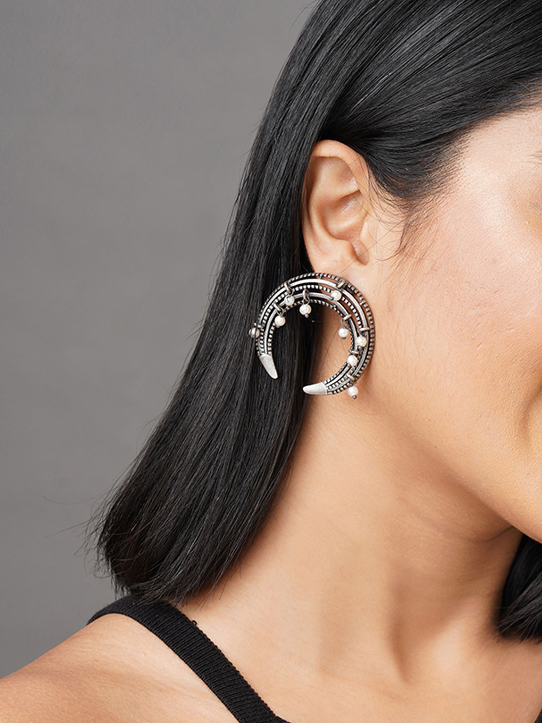 Binnis Wardrobe Black Contemporary Half moon Earrings
