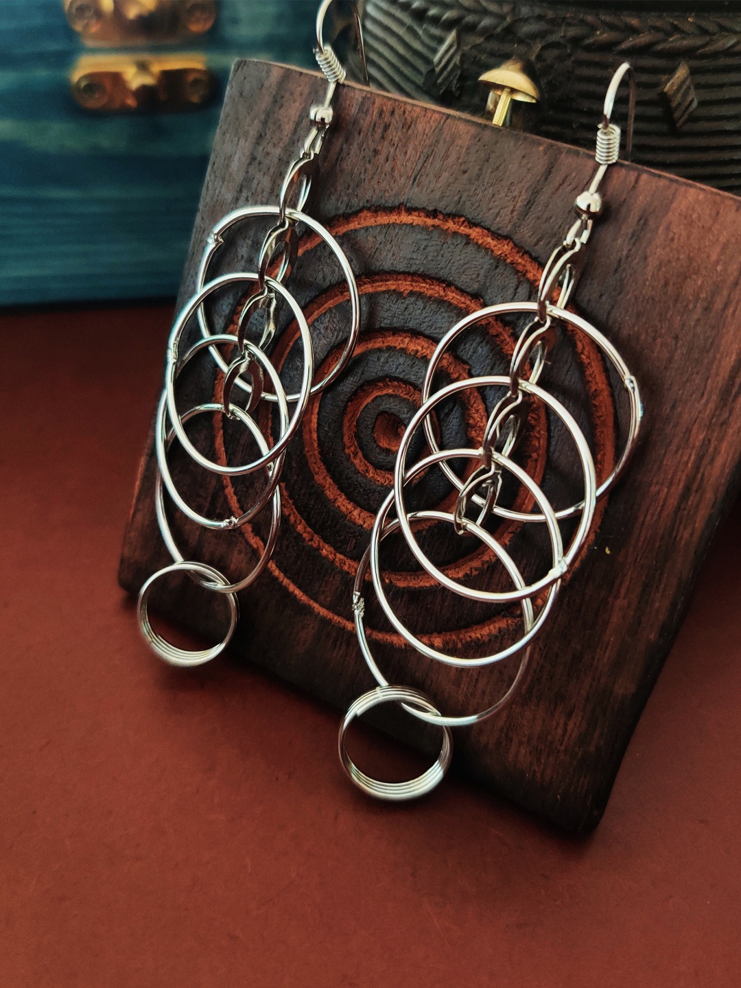 

Binnis Wardrobe Silver-Toned Contemporary Drop Earrings