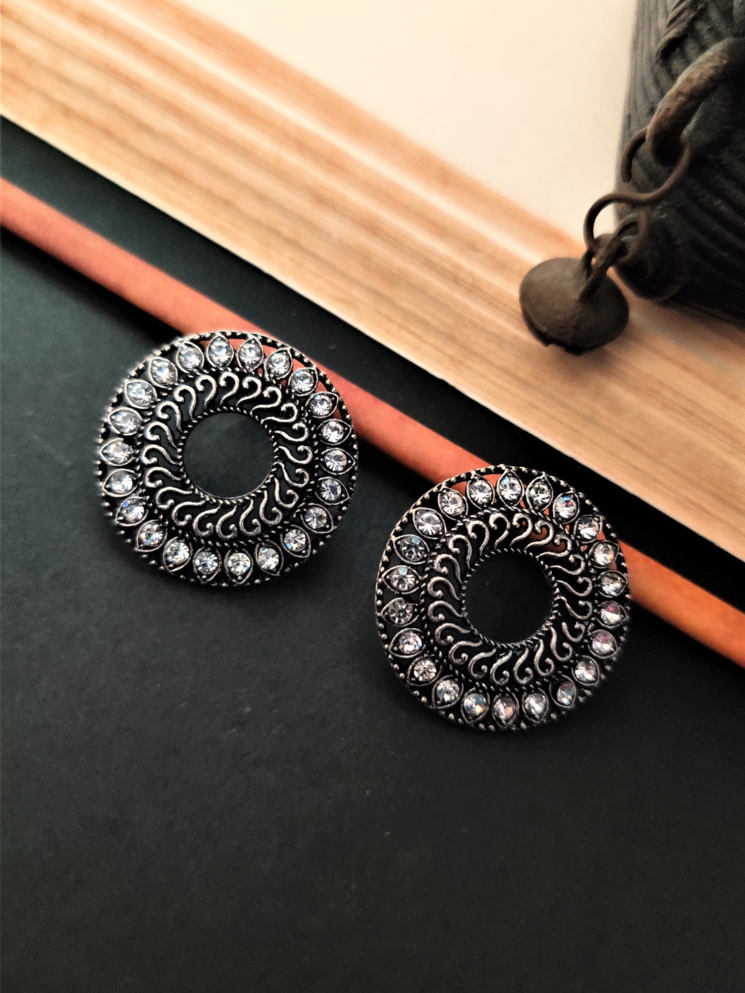 

Binnis Wardrobe Silver-Toned Contemporary Studs Earrings