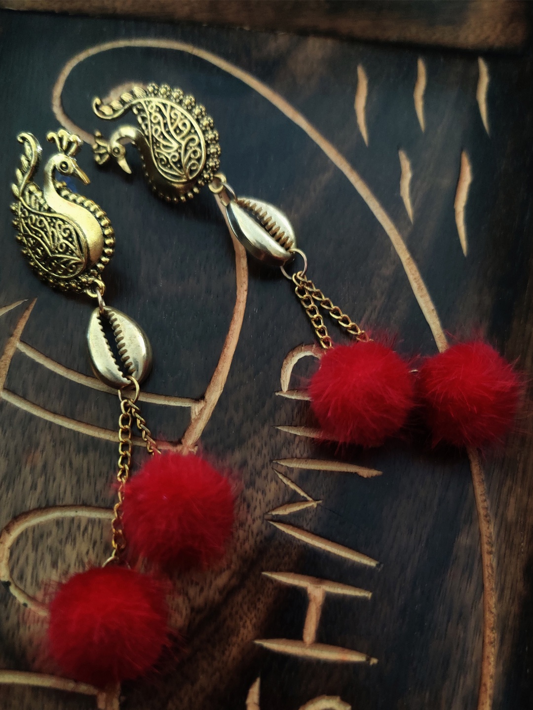 

Binnis Wardrobe Gold-Toned & Red Peacock Shaped Drop Earrings