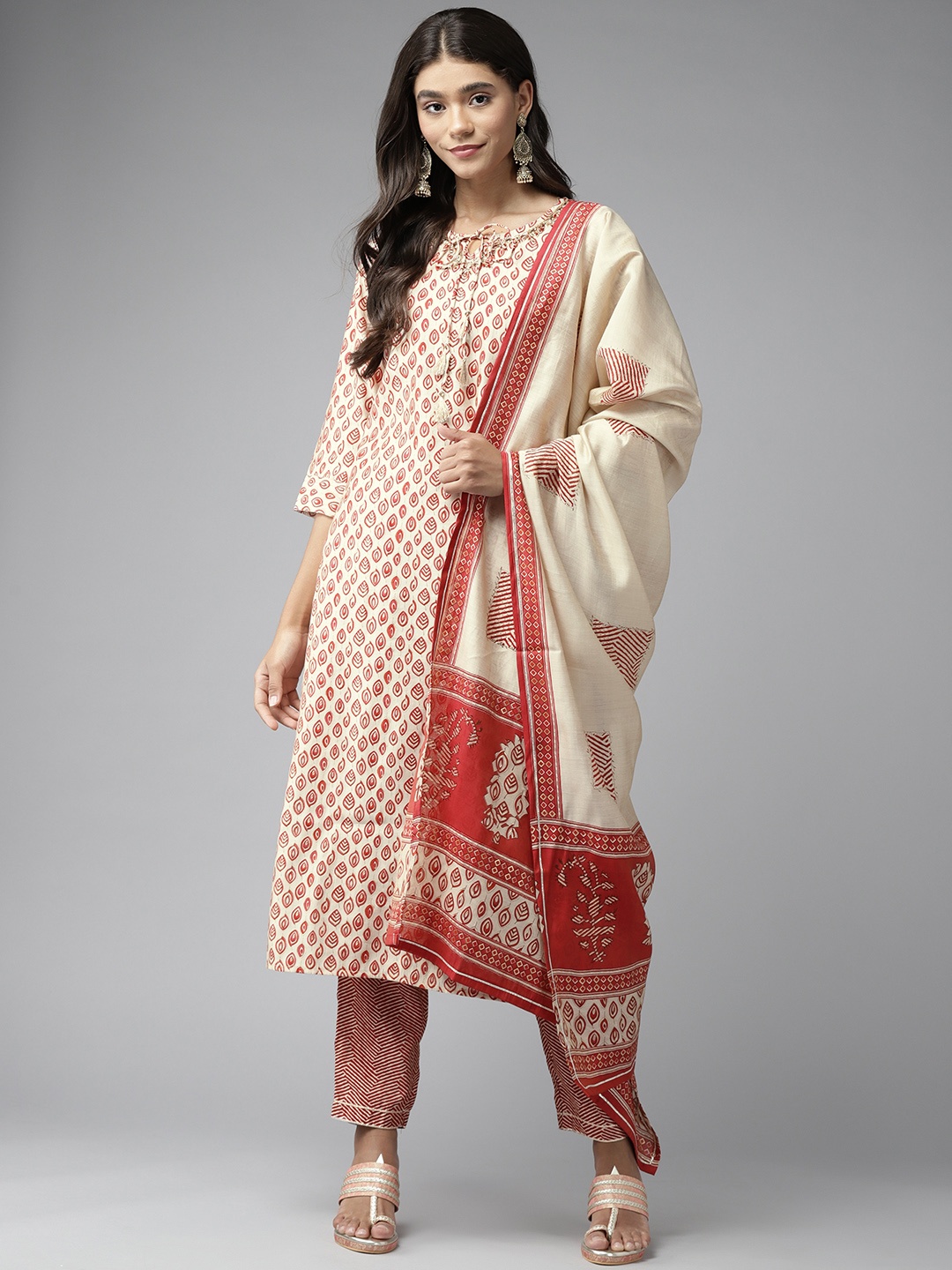 

Yufta Women Off White Ethnic Motifs Aari Work Kurta with Trousers & With Dupatta