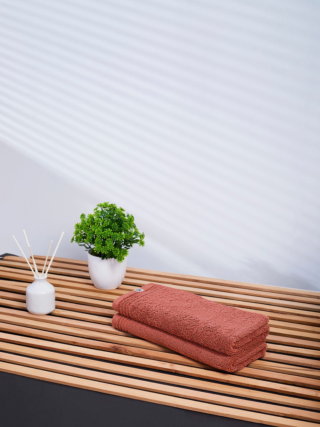 

Himeya Pack Of 2 Rust Solid Cotton 650 GSM Hand Towels