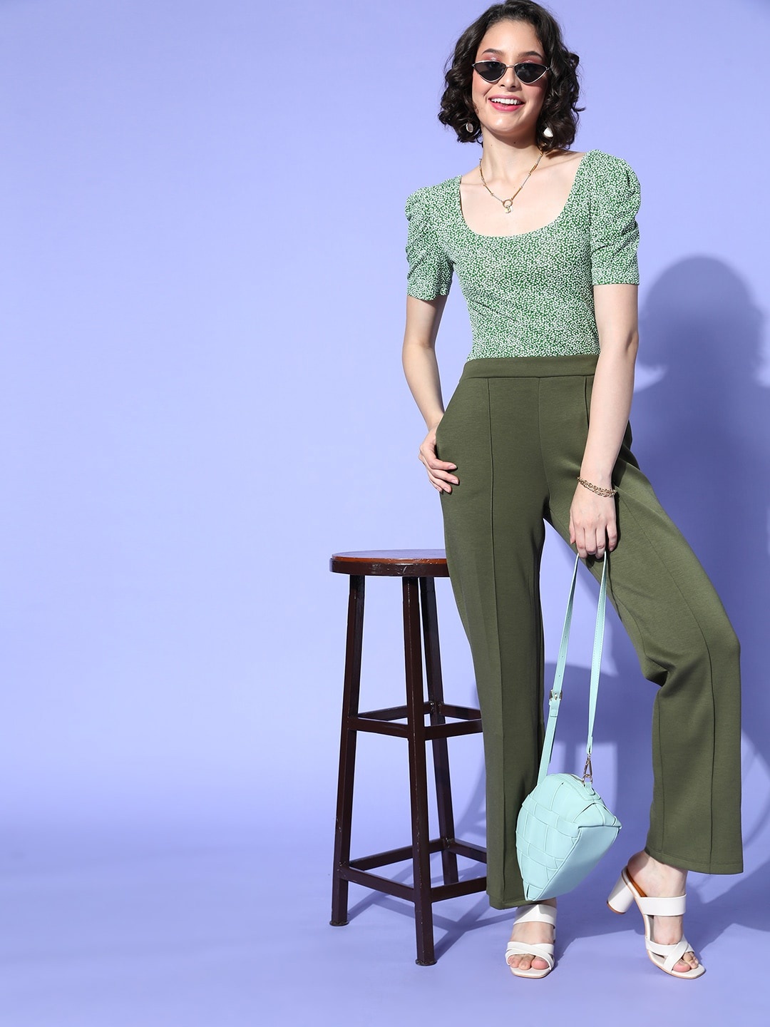 

Berrylush Green Floral Print Top