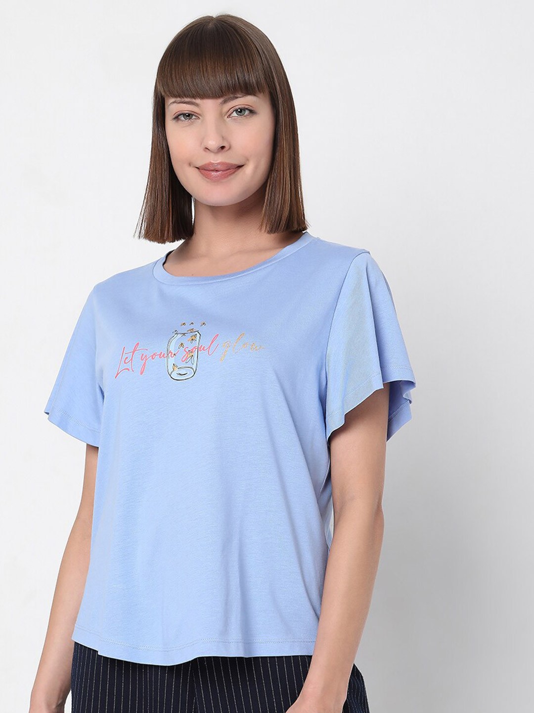 

Vero Moda Women Blue Typography V-Neck Extended Sleeves T-shirt