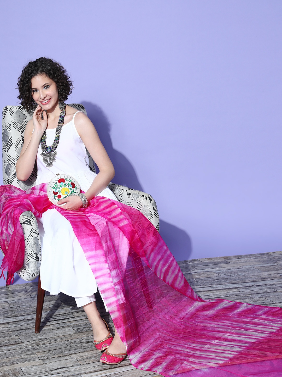 

InWeave Women White & Pink Kurta With Dupatta