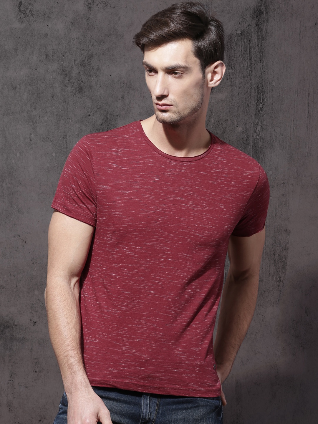 

Roadster Men Maroon Self-Design Round Neck T-shirt