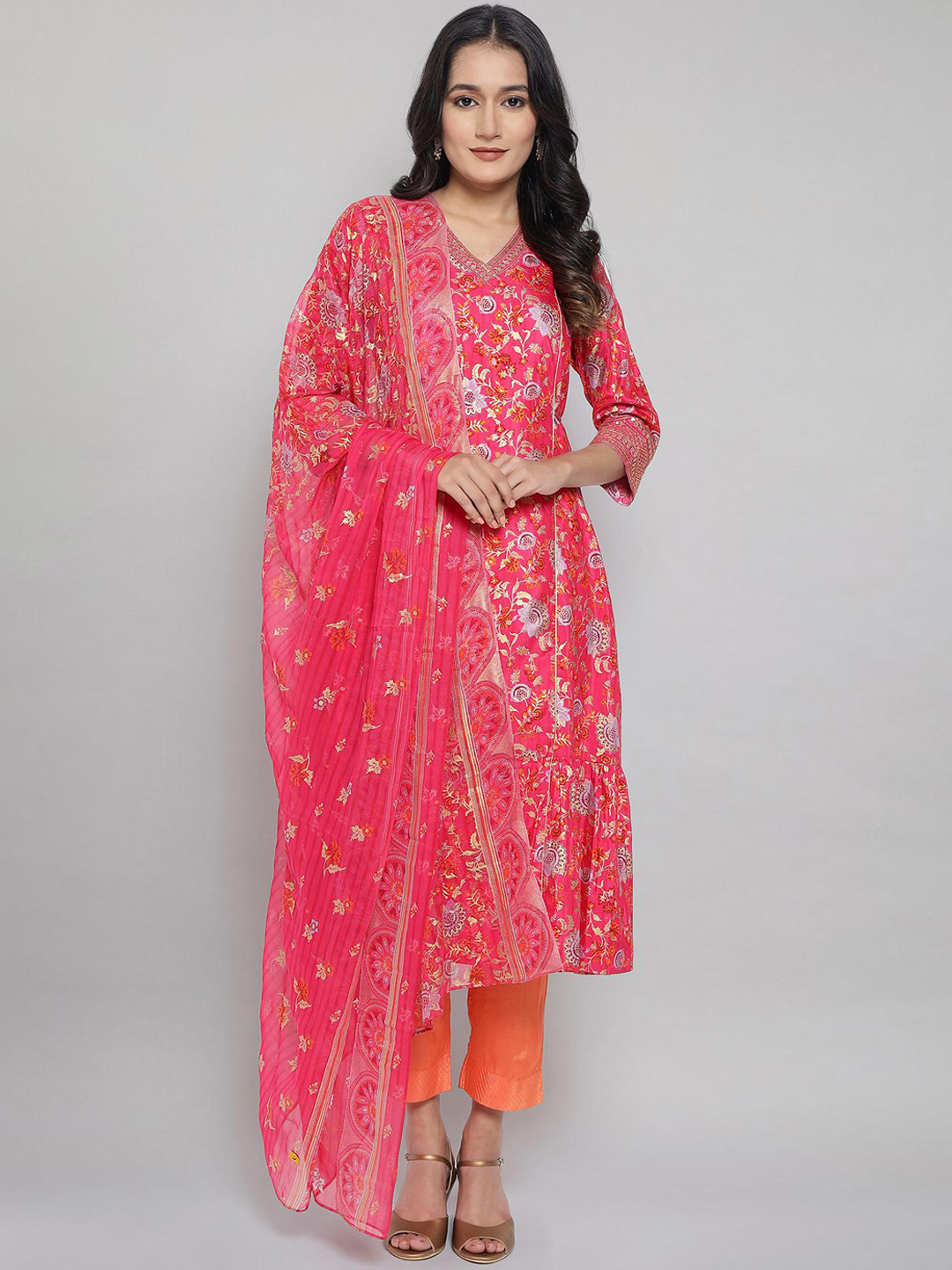 

AURELIA Women Pink Floral Printed Kurta with Trousers & With Dupatta