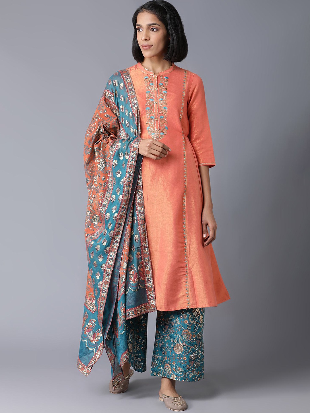 

AURELIA Women Peach-Coloured Printed Panelled Kurta with Palazzos & With Dupatta