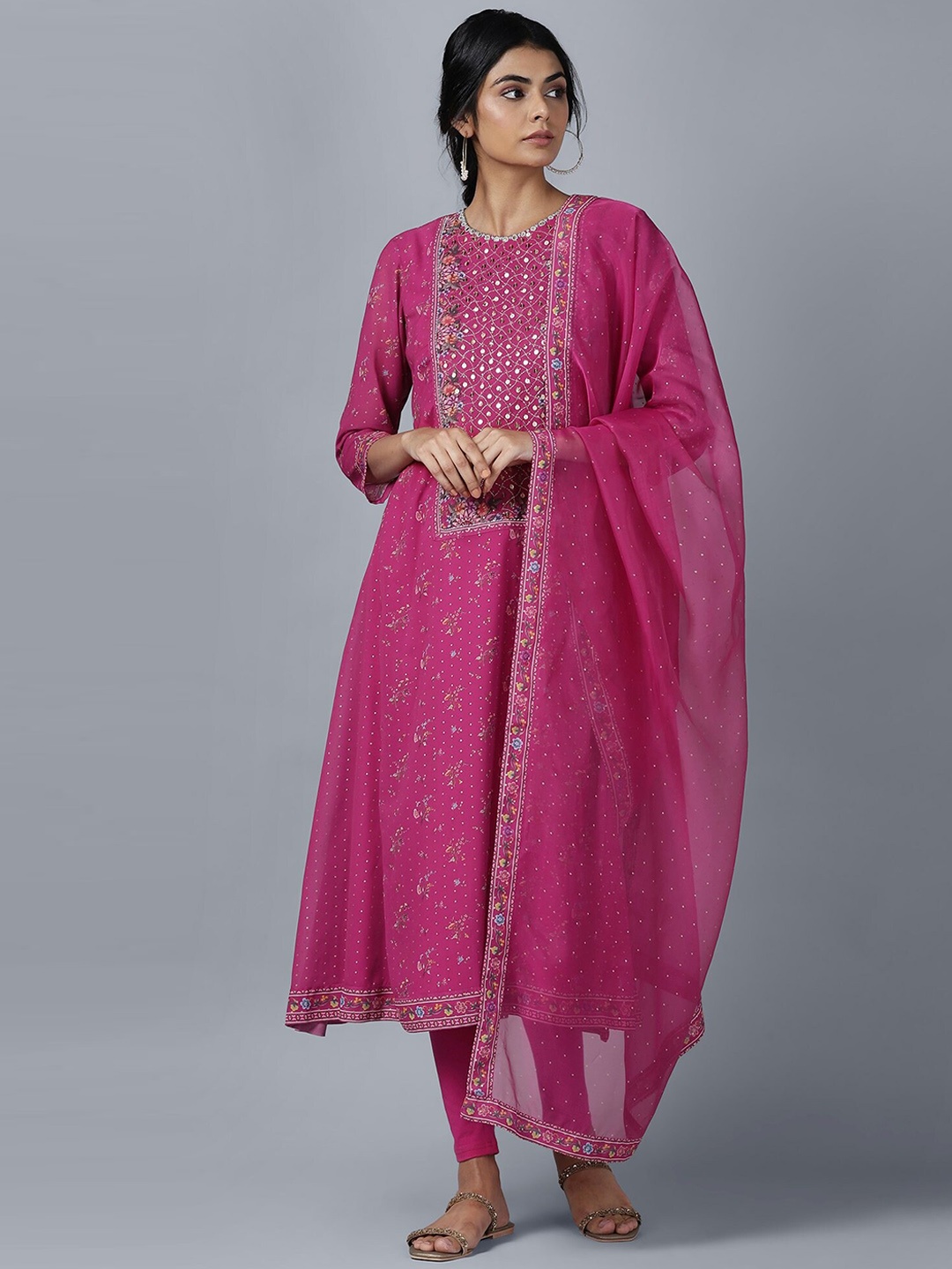 

WISHFUL Women Cotton Pink Printed Kurta with Leggings & With Dupatta