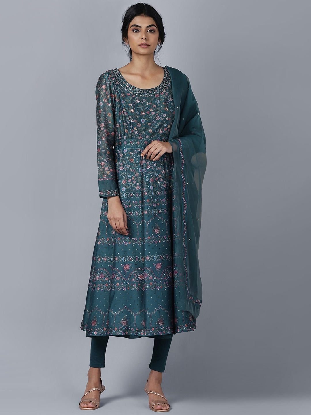 

WISHFUL Women Green Ethnic Motifs Printed Pleated Kurti with Trousers & With Dupatta